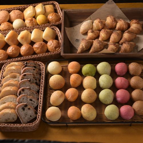 We also have an additional menu available exclusively for lunch customers!