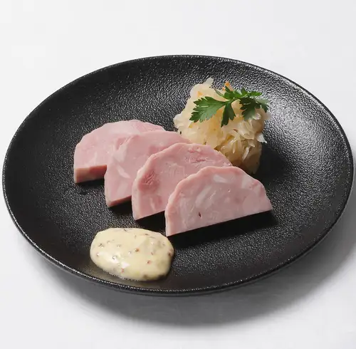 Old-fashioned pressed ham
