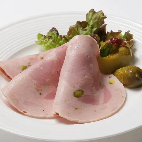Kadoya's delicious sliced sausages
