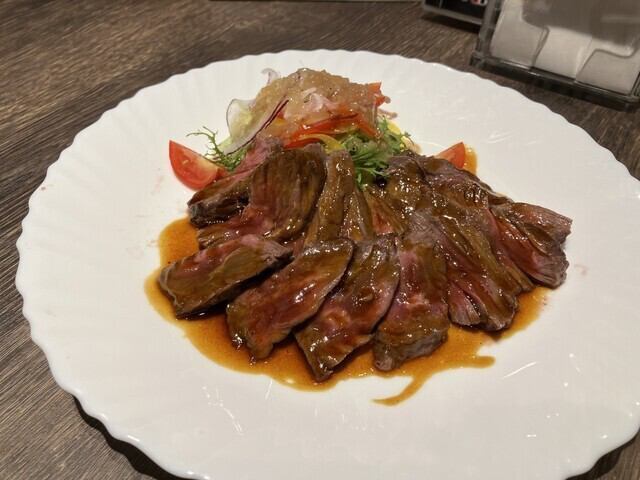 牛ハラミステーキ～赤ワインソース仕立て～