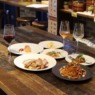 １２０分飲み放題付き　前菜５種　カルパッチョ　肉料理２種　パスタコース