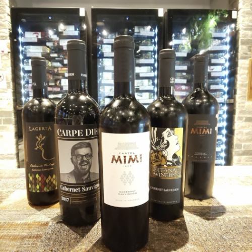 【心ほどける至福の夜を★】70種類の厳選ボトルと希少な美酒をグラスから　グラス 680円(税込)～