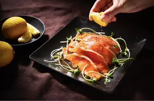연어 카르파쵸
