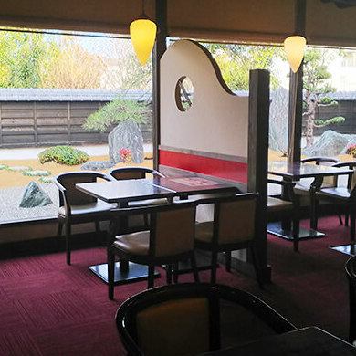 ちょっと大人の隠れ家的な喫茶店