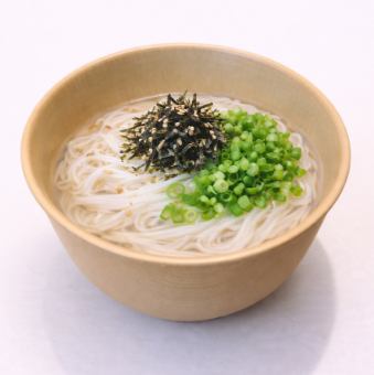 〆のにゅうめん(たっぷり二人前)