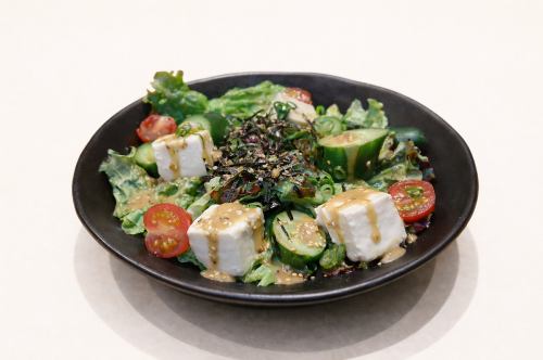 香る和風ごまダレj豆腐サラダ