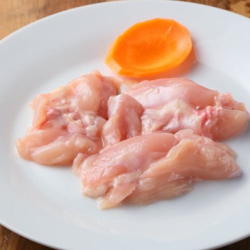 鶏肉の【希少部位】や様々な部位をご用意しております！