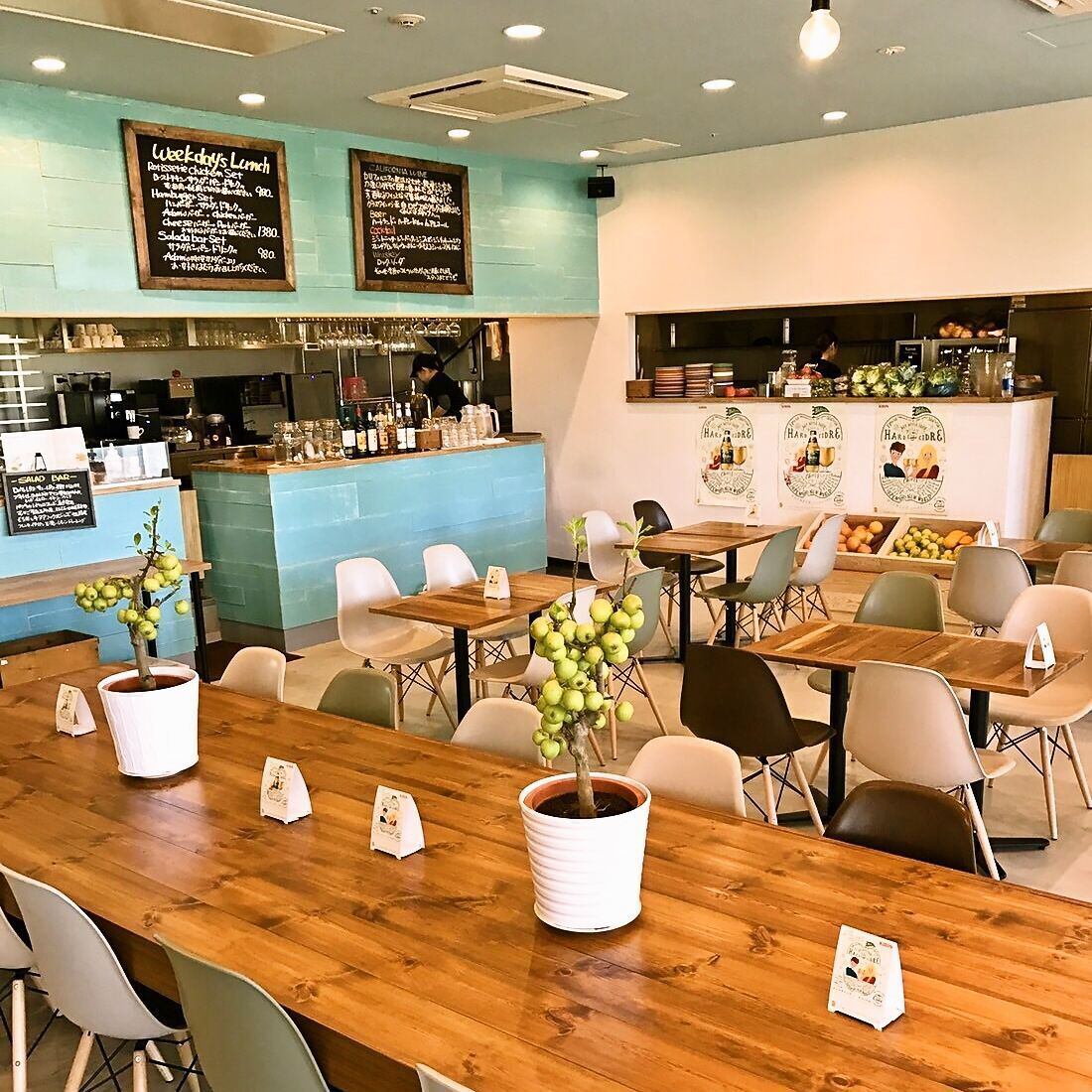 コトブキヤビル2階にあるおしゃれなダイニング♪