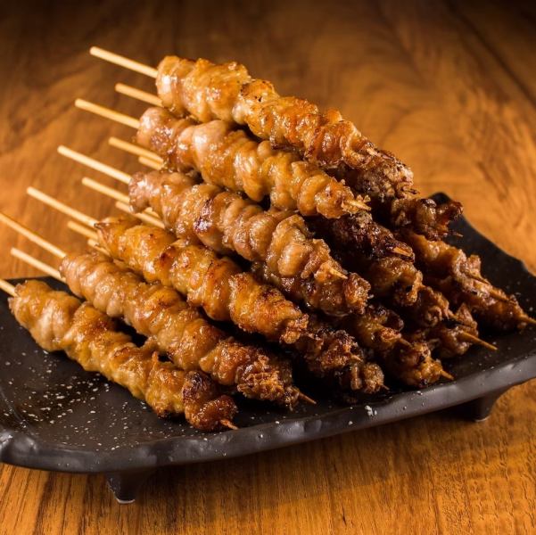 食べ飲み放題は注文率98％の餃子も食べ放題！人気メニューも合わせてほぼ全品食べ飲み放題はかなりお得！
