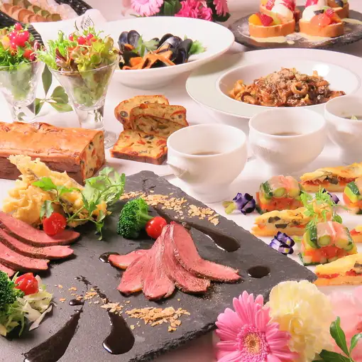 同窓会・歓迎会【ランチ＆ディナーOK】【飲み放題つき】立食ビュッフェ5,000円コース＜11品＞