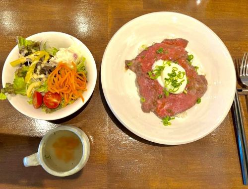 Homemade roast beef bowl