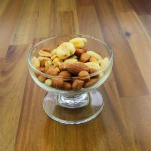 ミックスナッツ