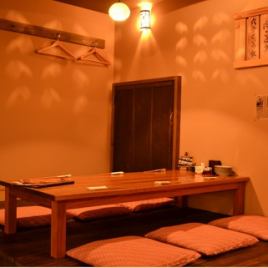 A raised kotatsu seat on the 1st floor.Available for up to 12 people.