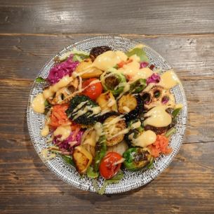 ・季節の焼き野菜サラダ