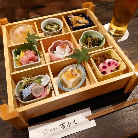【月～木限定！お惣菜9種＆ドリンク1杯確約】九升に込めた「福彩～ふくさい～」9種＆ドリンク