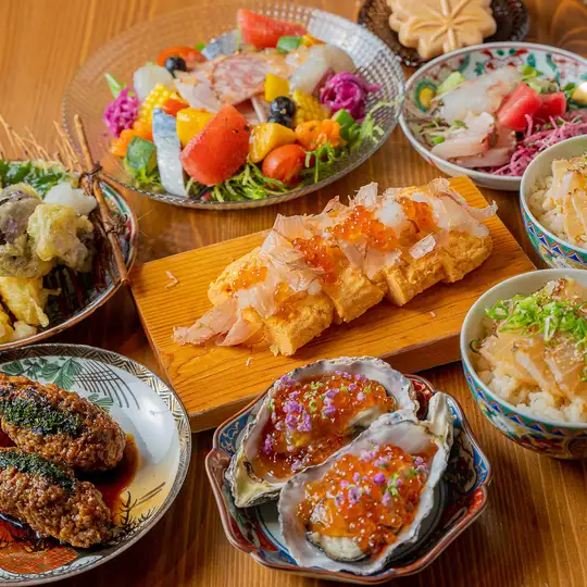 『万ぷく名物コース 6,000円（全8品）』広島産牡蠣、本枯節巻玉子、鯛めしなど◆2時間飲み放題付