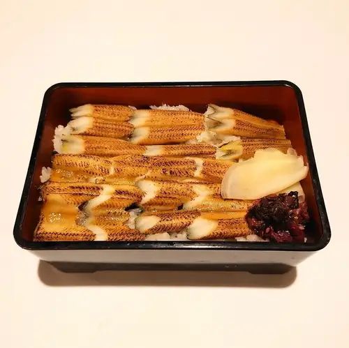 広島名物　穴子めし