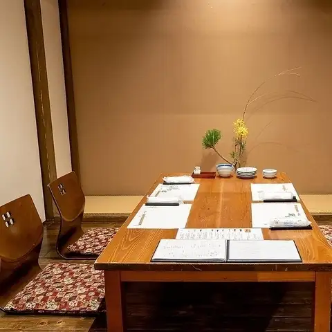 仕切りを外し、人数に合わせた個室をご用意させていただきます◎