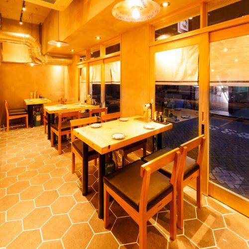 <p>Our spacious rooms welcome large groups! Please use them for banquets, drinking parties, girls&#39; nights, parties, dates, and other private occasions. [Ikebukuro Izakaya Welcome/Farewell Party]</p>