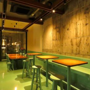 Perfect for a group of friends or a family meal! We also have table seats, so it's perfect for a single drink or a date♪ Various scenes. Please use it♪