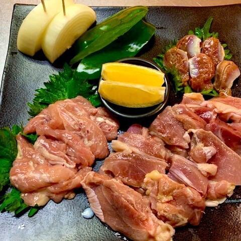 地鶏盛り合わせ（２人前）