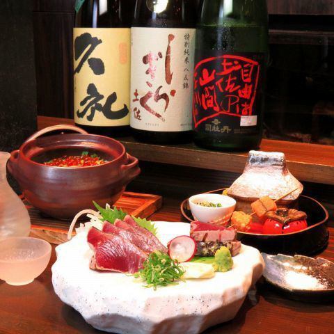 Please enjoy our carefully selected alcoholic beverages.