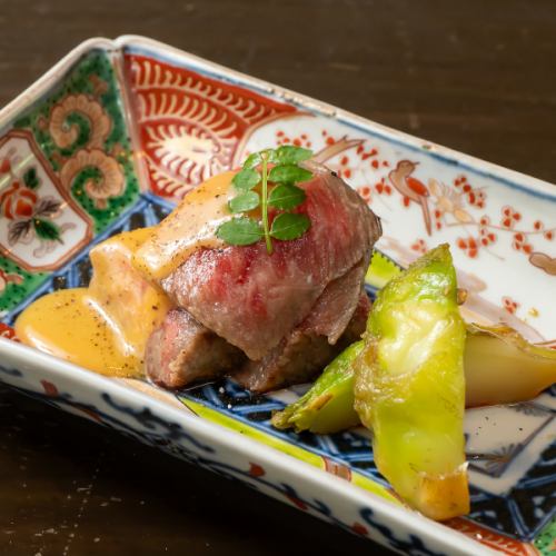 Wagyu beef sirloin tataki