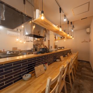 デートや昼飲み、お仕事終わりに大人気♪