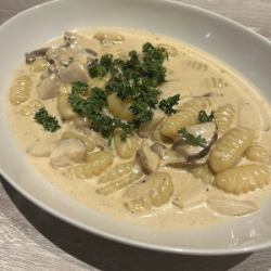 ポルチーニ茸のクリームソース