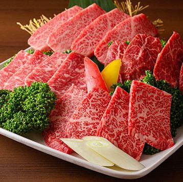 旨みを引き立てるカット技術と、仕入れにこだわった美味しい焼肉をお手頃な価格で◎
