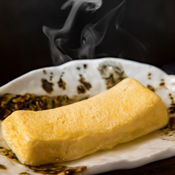 【優しい味わい】ふわふわ熱々のだし巻き玉子490円(税込)