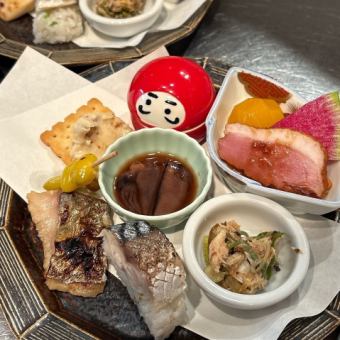 【旬の味覚と牛煮込みを堪能、〆は鯛茶漬けで贅沢に◎】特選コース 飲み放題付  5,000円(税込)