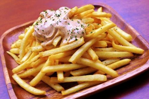 french fries spicy sauce
