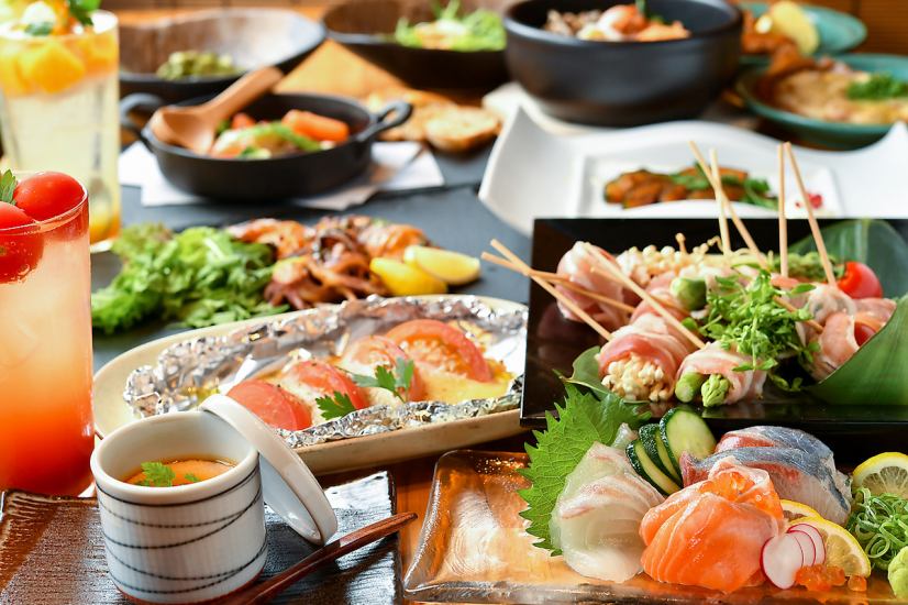 铁板料理和甜品任吃！3600～4500日元！生鱼片4500日元