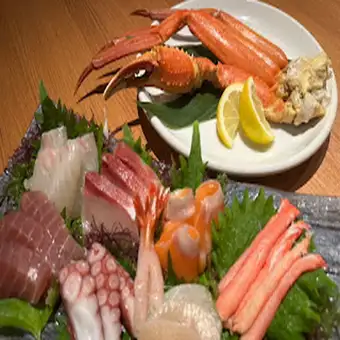【忘年会に/2時間食べ飲み放題】豪華!蟹刺し&焼きガニ付♪全80品食べ放題&約90種飲み放題