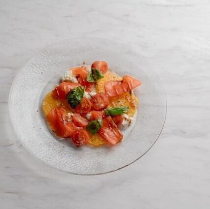 <Recommended♪> Salmon and Fruit Caprese