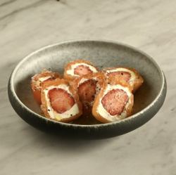 フルーツとチーズのサーモン包み