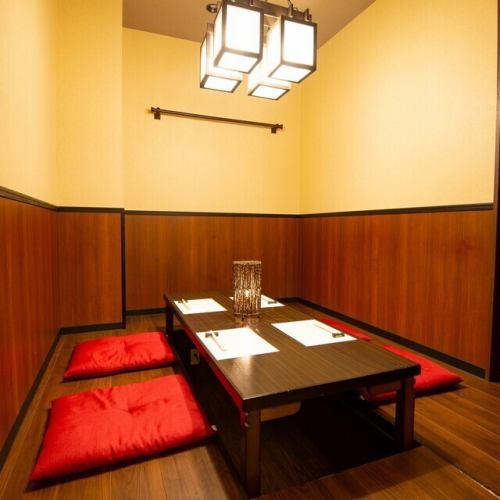 【喫煙席】掘りごたつ個室(パーテーション可変式)