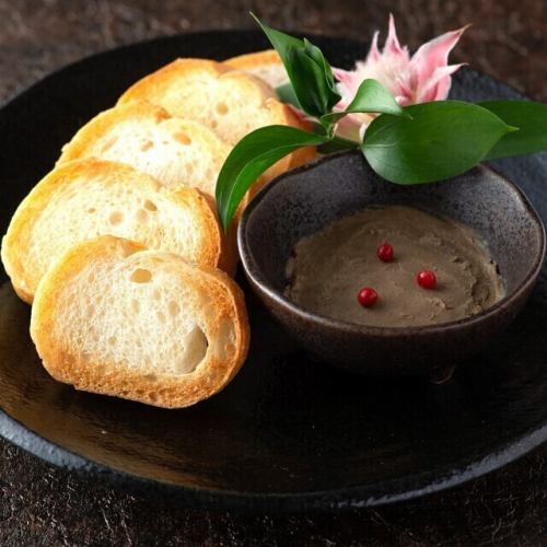 自家製レバーパテ