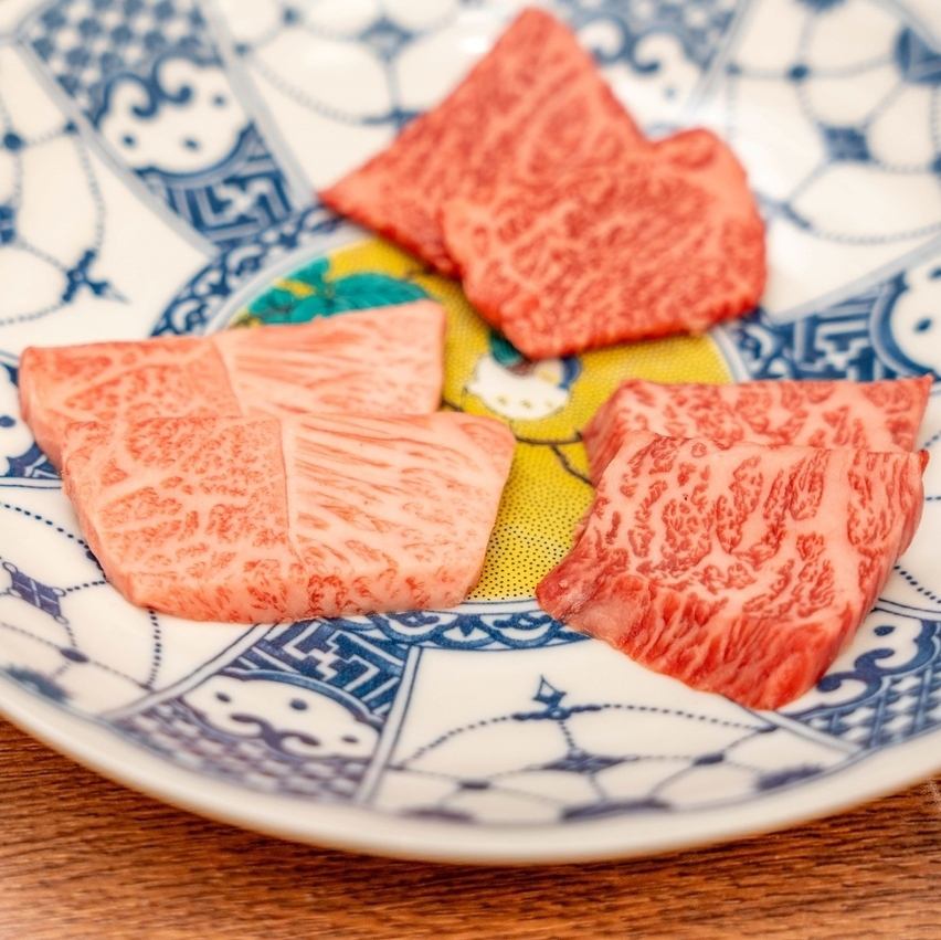 ゆったりくつろぎながら焼肉を楽しんで下さい。