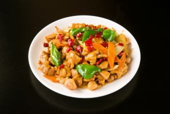 Stir-fried meat eggplant / stir-fried chicken spicy / stir-fried chicken and cashew nuts / twice-cooked meat