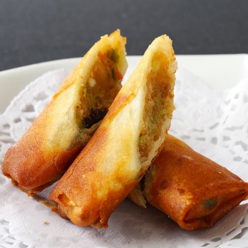 Spring rolls with mixed vegetables (3 pieces per plate)