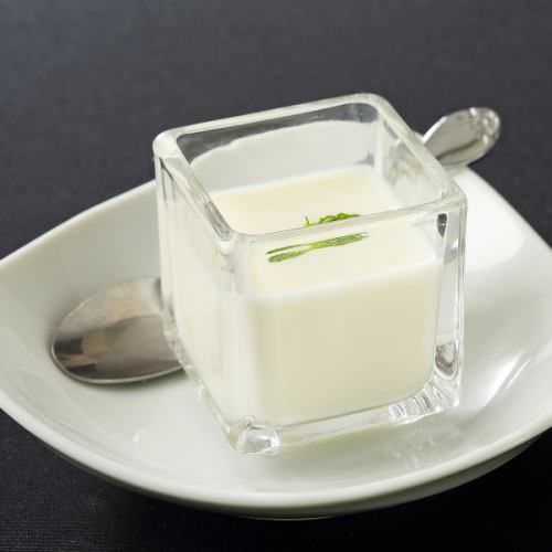 Smooth Almond Tofu