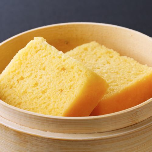 Hong Kong style castella (3 pieces per plate)