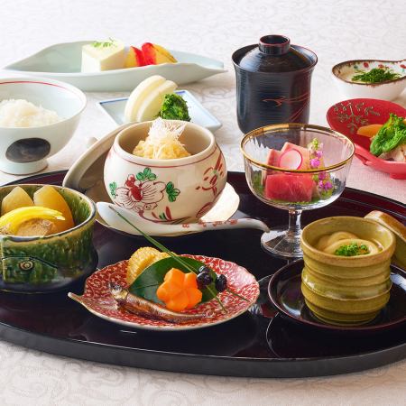 [January and February] Lunch/Colorful Gozen (1/4~2/28)