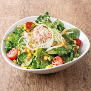 彩り野菜と有機生姜ドレッシングのメロメロサラダ