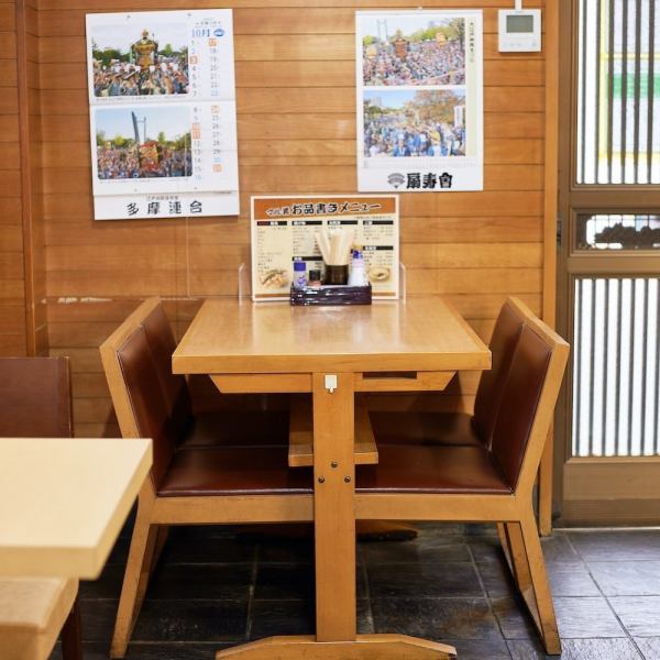 [Table/counter seats are great for everyday use] The 1st floor has a counter and table floor, and can be used for a wide variety of occasions, such as drinking parties after work or dining with friends!