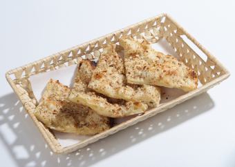 アーモンドナン