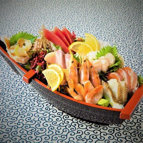【Uotto拼盤】來到禦萬，絕對是“海鮮”！！什錦生魚片！