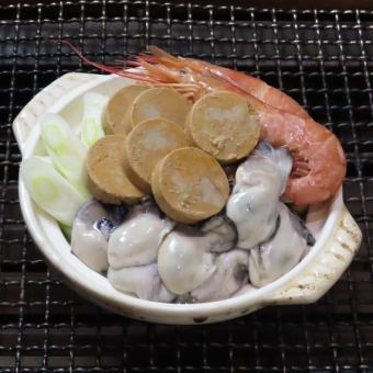 [Food only] Oyster and monkfish liver seafood hotpot course